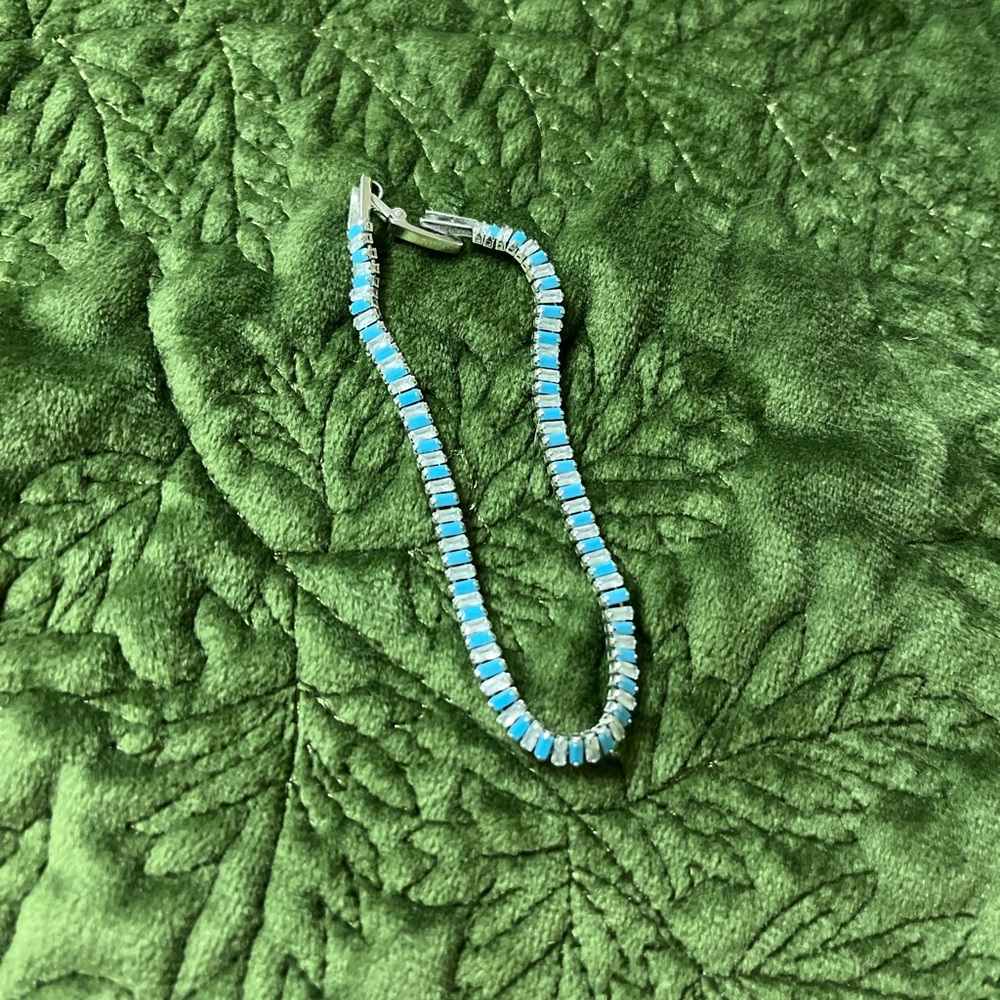 Pretty bird Blue and clear cz tennis Bracelet, white gold plated